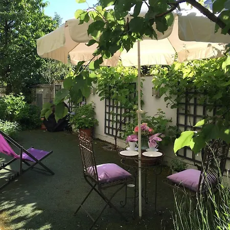 Stylish Garden In شقة *